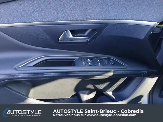 Peugeot 3008 1.5 bluehdi 130ch s&amp;s allure pack — photo 45