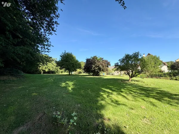 Terrain 2238 m²