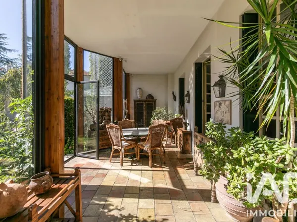 Maison 11 pièces 260 m²