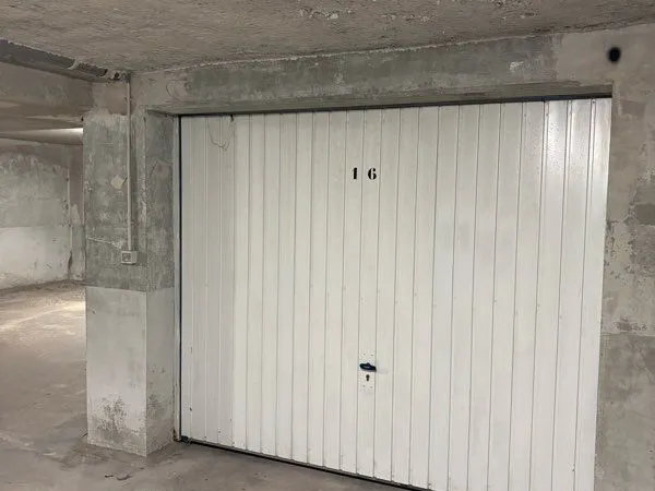Garage à vendre