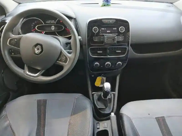 Renault Clio tce 75 - 19 — photo 8