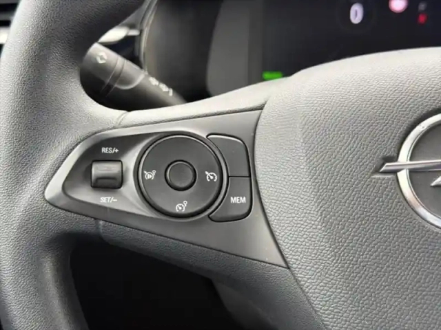 Opel Corsa -e 136ch elegance — photo 13