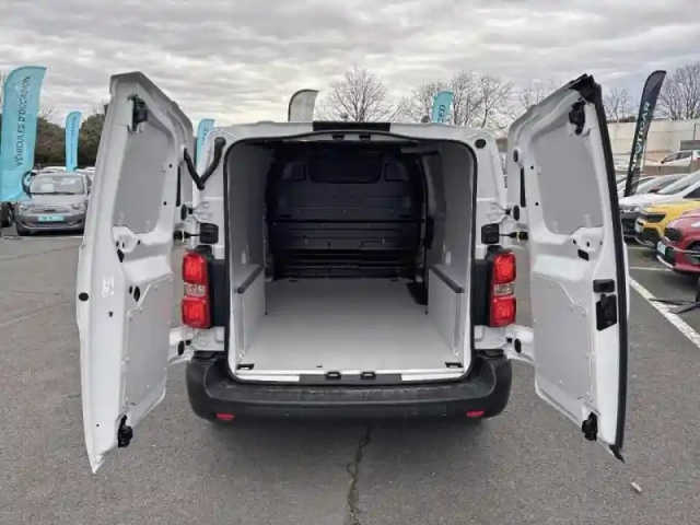 Fiat Scudo fg m 1.5 diesel 120ch pack premium connect — photo 7