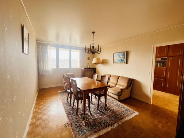 Appartement 4 pièces 79 m²