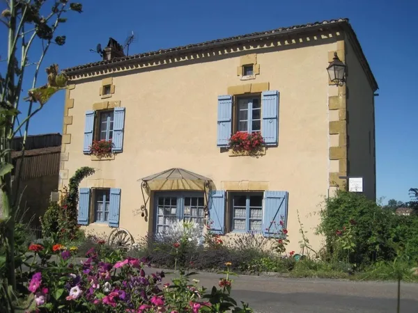Charmante Maison en Pierre avec Vue Imprenable au Coeur d'une Bastide