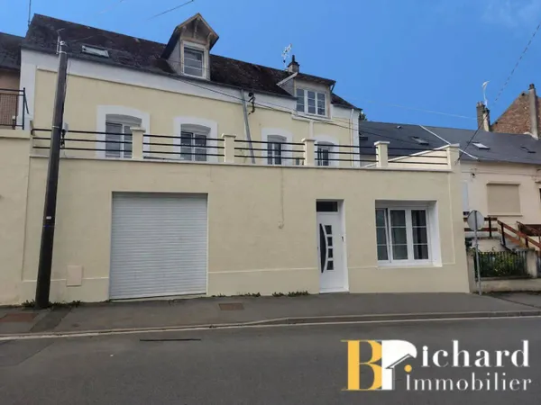 Maison de ville 9 pièces 216 m²