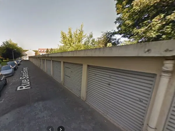 Box Garage