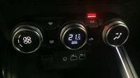 Renault Clio 1.0 TCe 90ch esprit Alpine - 25 — photo 26