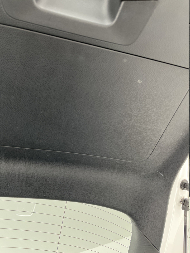 Mercedes GLC — photo 52