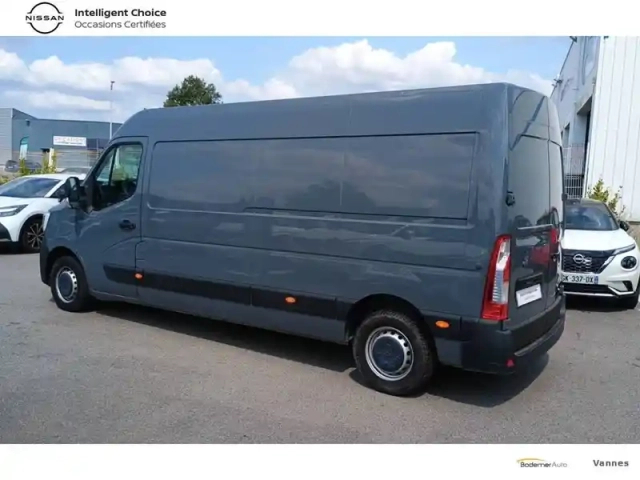 Renault Master trac f3500 l3h2 blue dci 135 — photo 3