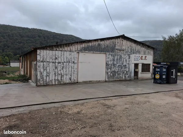 Local Industriel / Entrepot 660 M2 Roche-lez-Beaupré