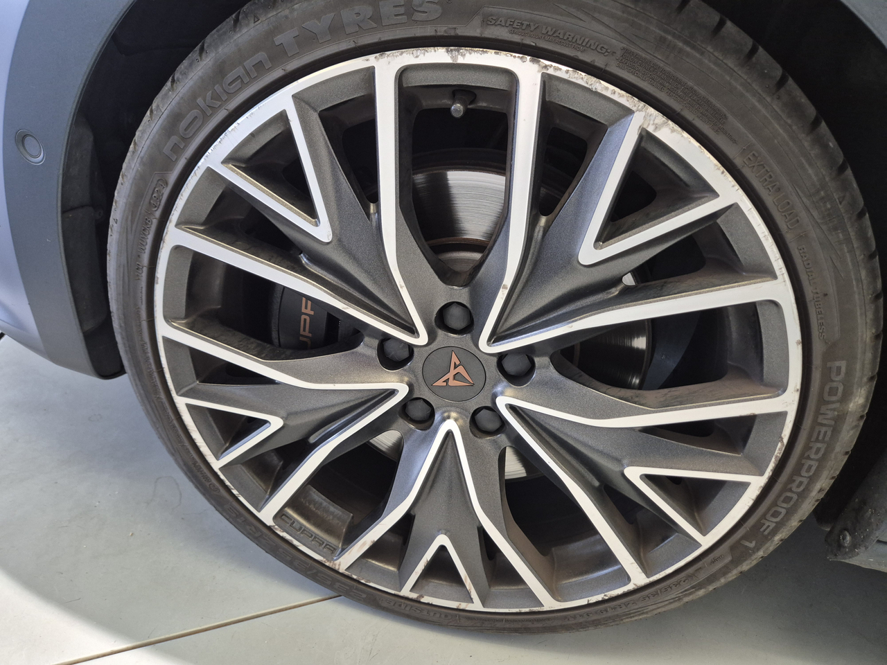 Cupra Leon 2.0 TSI 245 ch DSG7 — photo 24