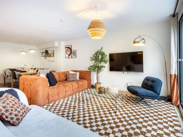 Maison 12 pièces 218 m²