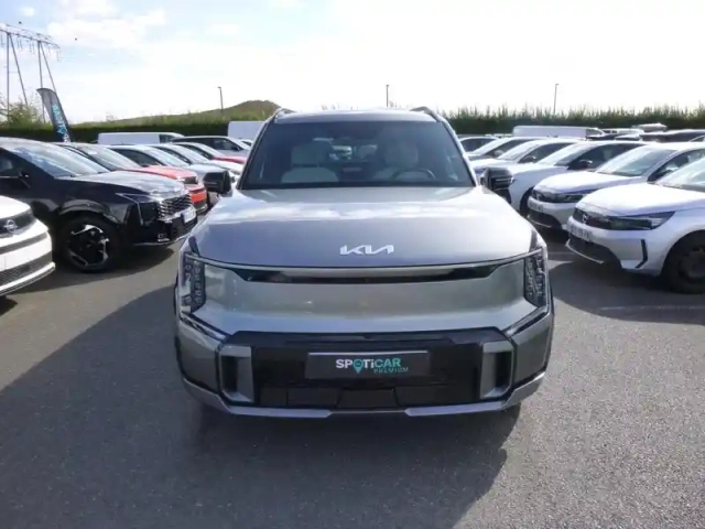 Kia Ev9 385ch 99,8kwh gt-line business 4wd — photo 2