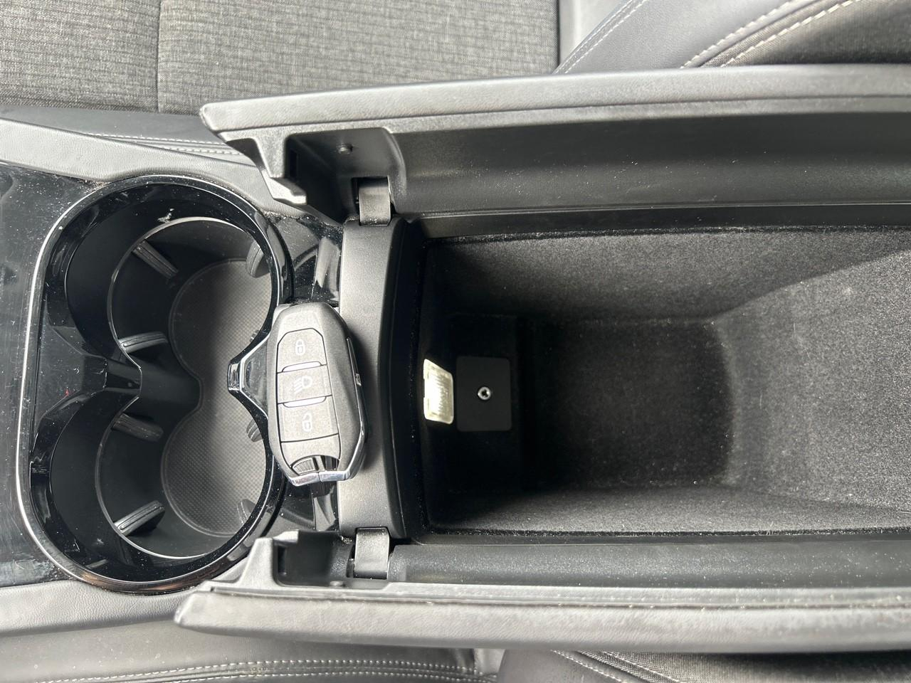 Peugeot 508 puretech 180ch s&s allure eat8 — photo 20