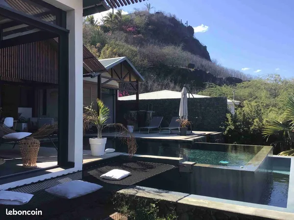 Villa contemporaine F5 sur Grand Fond, *entretiens piscine et jardin inclus