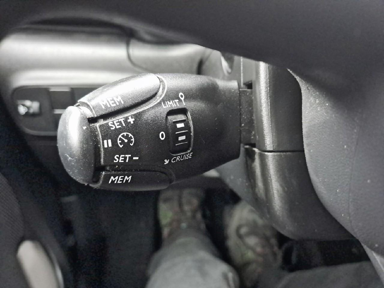 Citroën C3 societe bluehdi 100 s&s bvm6 feel nav — photo 29