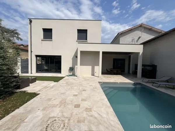 Villa 5 pièces 131 m²