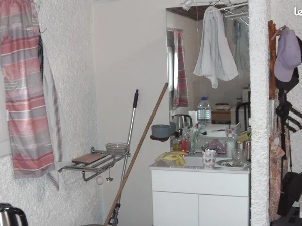 Chambre d'Etudiant(e)