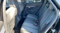 Peugeot 3008 HYBRID 225ch Allure e-EAT8 — photo 13