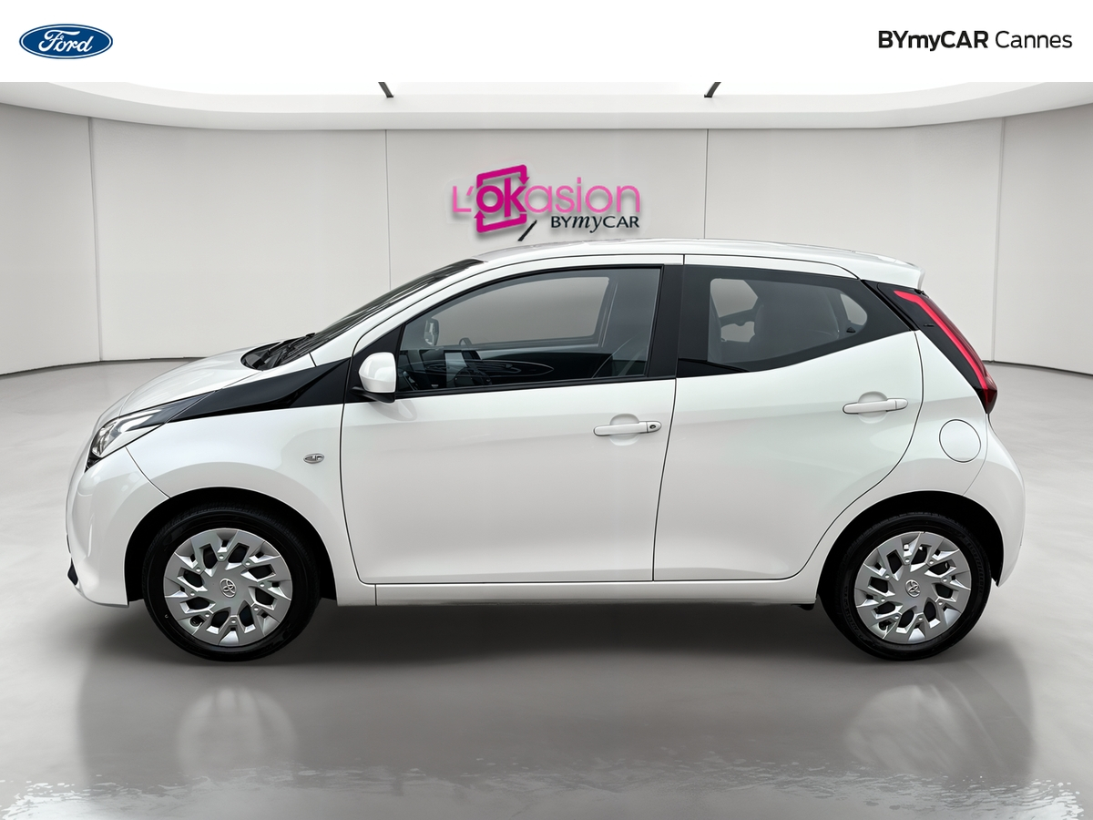 Toyota Aygo 1.0 VVT-i — photo 2