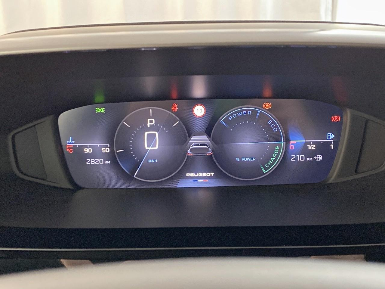 Peugeot 308 hybrid 145 e-dcs6 allure — photo 14