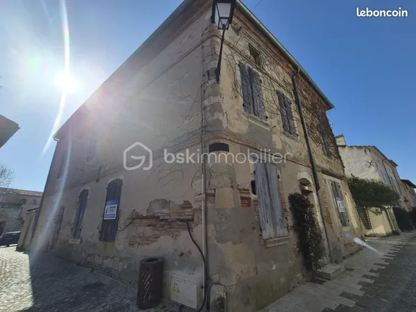 Maison 1 pièce 150 m²