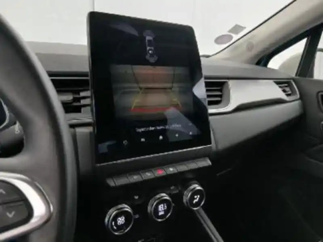 Renault Captur e-tech plug-in 160 intens — photo 26