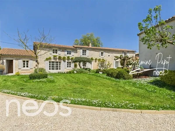 Maison 9 pièces 231 m²
