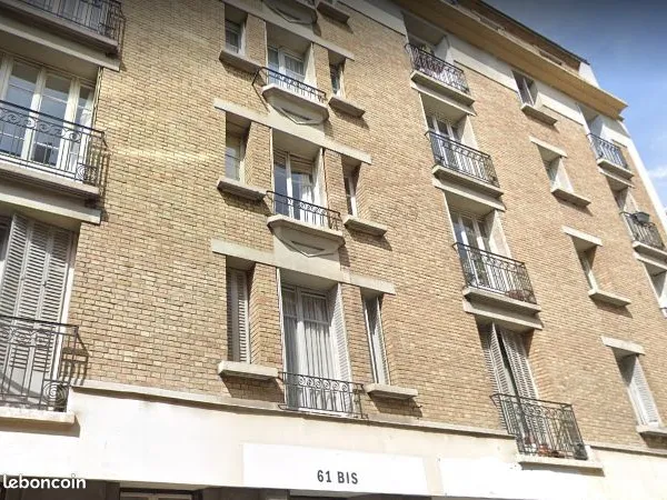 Bureaux, excellent état à louer