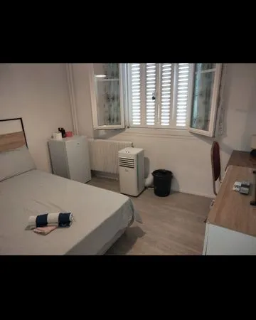 Chambre prive avec tv en colocation