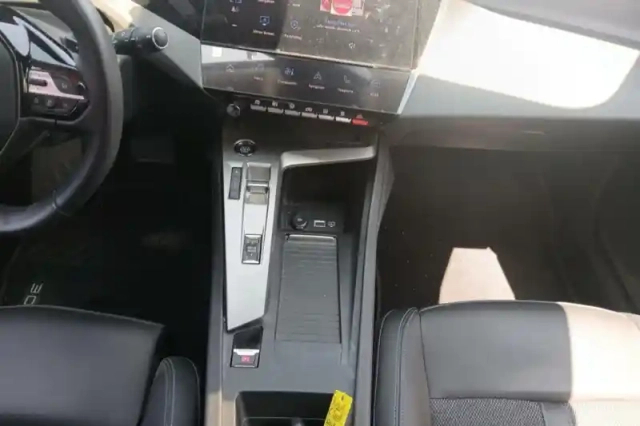 Peugeot 308 sw puretech 130ch s&amp;s eat8 — photo 19