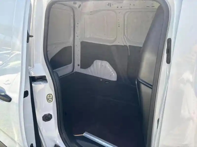 Toyota Proace city medium 110 vvt-i dynamic mc23 — photo 6