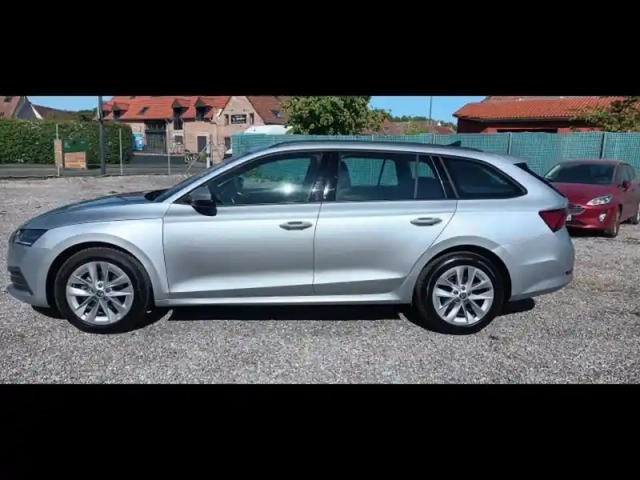 Skoda Octavia combi 2.0 tdi 150ch ambition dsg7 — photo 2