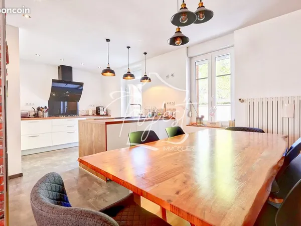 Maison 5 pièces 107 m²
