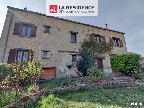 Maison 10 pièces 284 m²