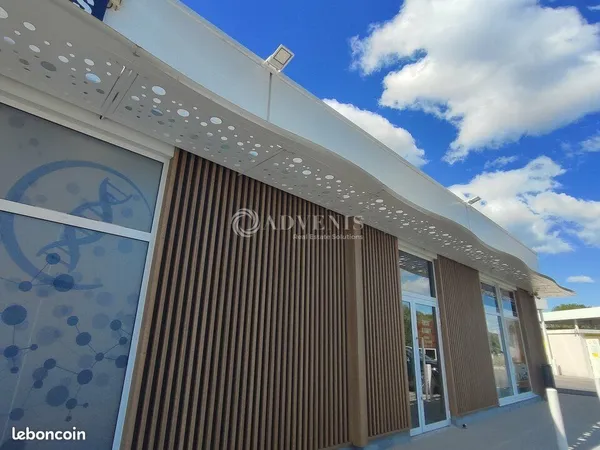 Local commercial 167 m²