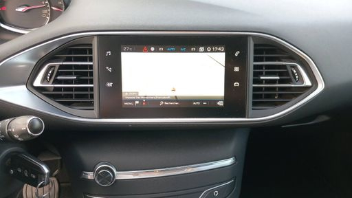 Peugeot 308 SW 1.5 BlueHDi 130 EAT6 - Active Business – 2019 – 172055 km – Diesel – Boîte Automatique — photo 21