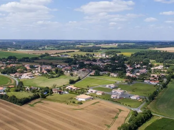 Terrains en vente à Sainte-Hermine de 1141 m²
