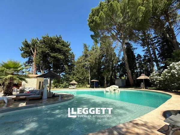 Maison 16 pièces 430 m²