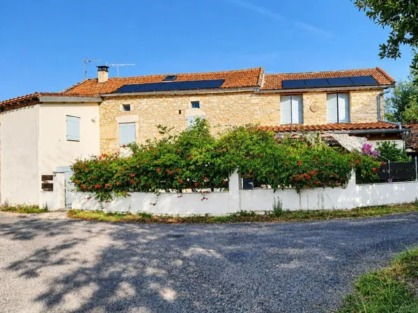 Maison individuelle en pierre 110 m² habitables
