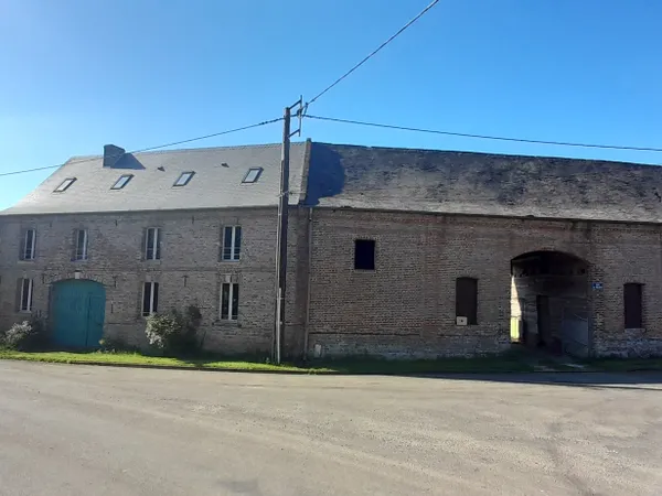 Maison 7 pièces 244 m²
