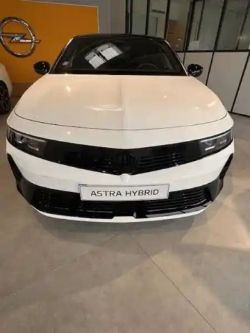 Opel Astra hybrid 225 ch bva8 — photo 4