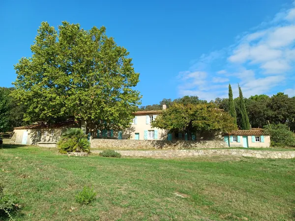 Golfe de Saint-Tropez Domaine de 29 hectares avec Mas 18è S.