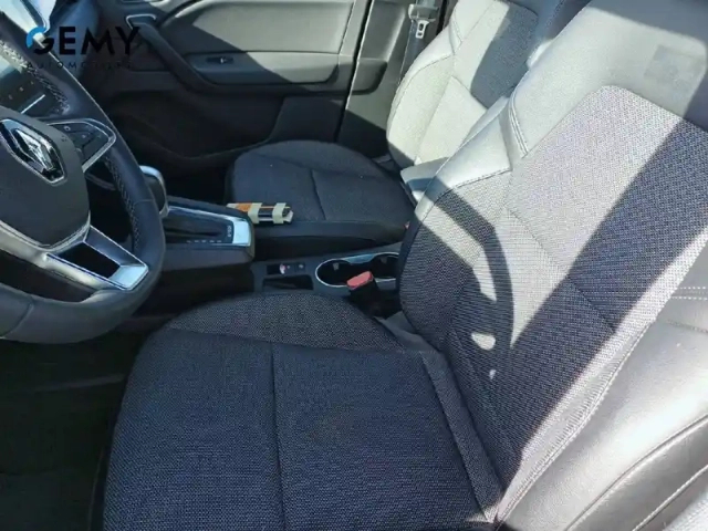 Renault Captur e-tech 145 — photo 9