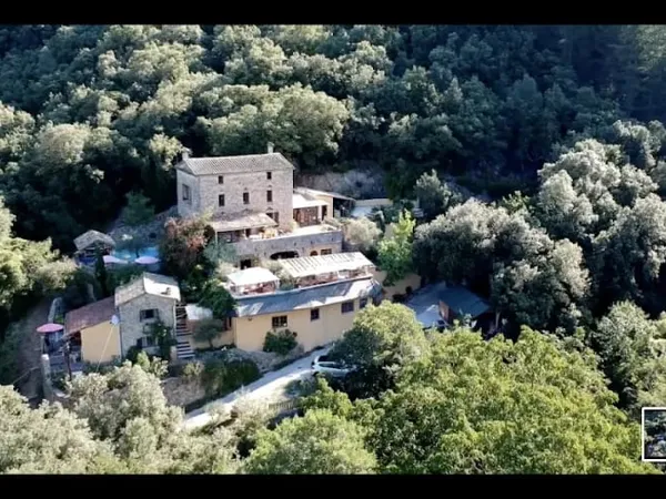Maison 14 pièces 345 m²