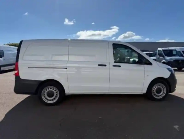 Mercedes Vito fourgon 114 cdi long bvm6 rwd — photo 6