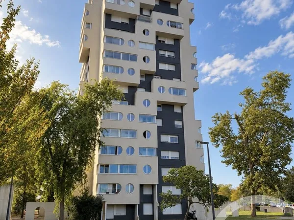 Appartement 4 pièces 80 m²