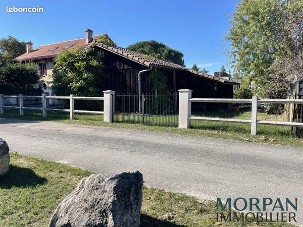 Grange 2 pièces 90 m²