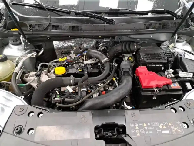 Dacia Duster eco-g 100 4x2 — photo 14